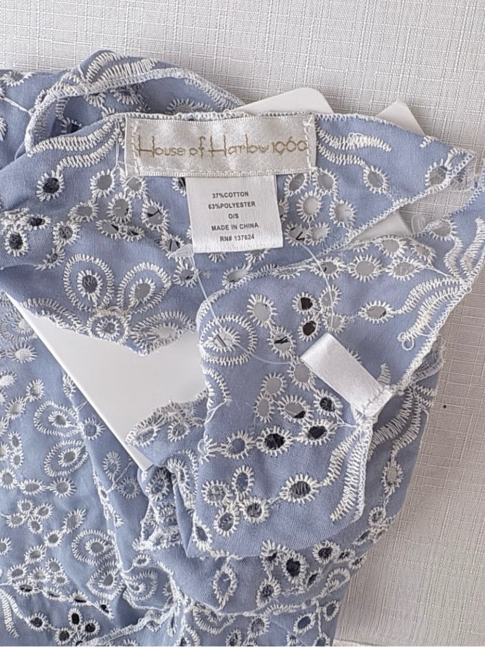 NWT House of Harlow 1960 blue floral embroidered triangle scarf - Picture 4 of 5